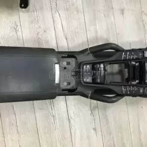 PORSCHE CAYENNE 2013 ΚΟΝΣΟΛΑ ΓΙΑ ΑΥΤΟΜΑΤΟ ΚΙΒΩΤΙΟ ΚΑΙ ΛΕΒΙΕ ΜΕ ΝΤΙΖΑ
