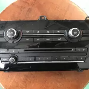BMW X3 & X4 6411Μονάδα ελέγχου αυτόματου κλιματισμού-6825512-02