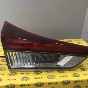 TOYOTA AURIS 2014-2018 ΕΣΩΤΕΡΙΚΟΣ ΠΙΣΩ ΦΑΝΟΣ ΚΑΠΟΥ  ΑΡΙΣΤΕΡΟΣ 02-344