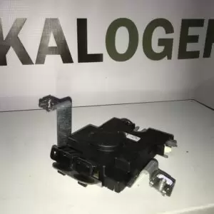 Audi A3 (8P) 1.6 2008 Ενισχυτής κεραίας 8P0 035 225 D