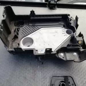 NISSAN JUKE II F16 2019-2020 ΒΑΣΗ ΜΠΑΤΑΡΙΑΣ 648947355R