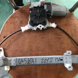 NISSAN QASHQAI 2007-2014 ΓΡΥΛΛΟΣ ΠΑΡΑΘΥΡΟΥ ΠΙΣΩ ΔΕΞΙΑ 402190
