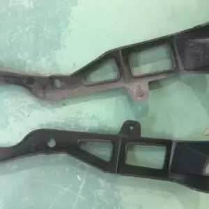 MERCEDES W176 ΡΑΓΕΣ ΣΤΗΡΙΞΗΣ ΠΡΟΦΥΛΑΚΤΗΡΑ ΕΜΠΡΟΣ L-R Α1768850921-Α1768851021