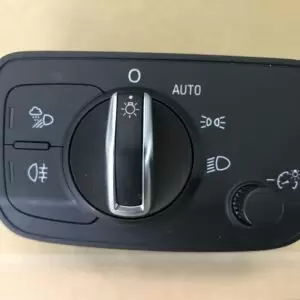 AUDI A3 Sportback 2017 ΔΙΑΚΟΠΤΗΣ ΦΩΤΩΝ 8V0941531AR